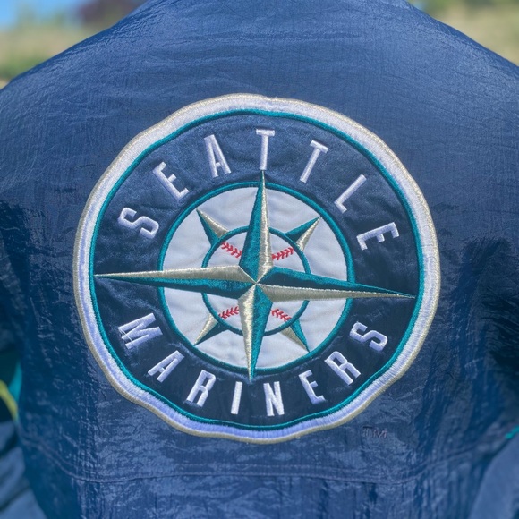 Vintage Quarter-Zip - Picture 4 of 7